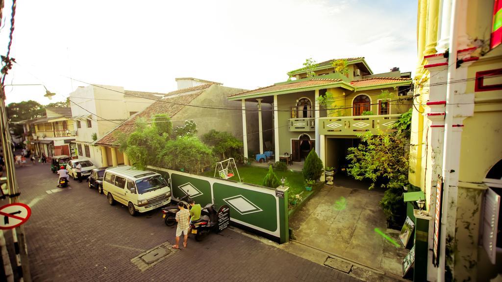 Frangipani Motel Galle Exterior foto